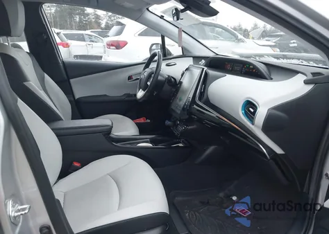 2017 Toyota Prius Prime Premium z USA, uszkodzony, nr VIN JTDKARFP5H3005686